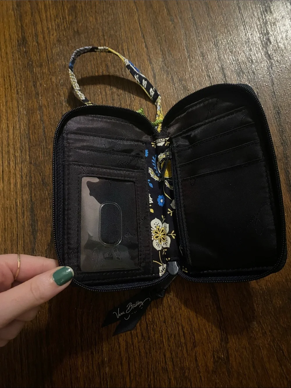 NWT Vera Bradley Ellie Blue Carry It All Wristlet